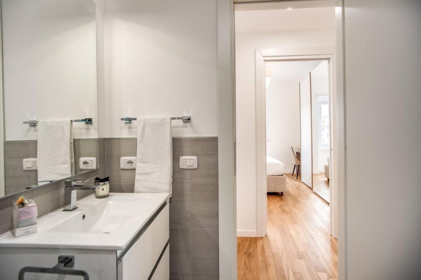 Naos Suite Close Popolo Square Roma Ngoại thất bức ảnh